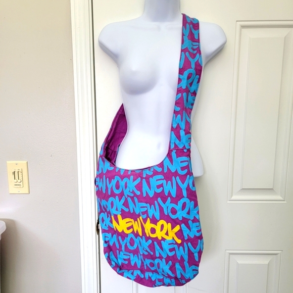 Robin Ruth Canvas Shoulder Bag New York Print Snap Close Purple Blue Gold - Picture 1 of 10